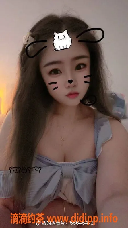 温州楼凤-鹿城佳佳：160cm、50kg温柔嫩妹服务