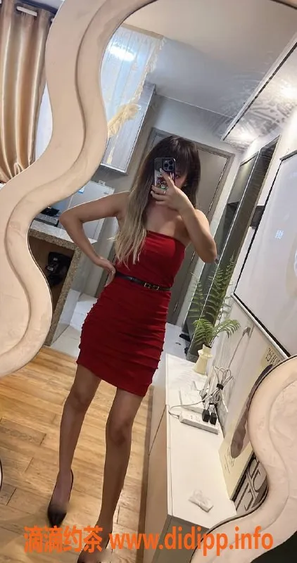 深圳楼凤-宝安嫩姐梦汐，700P起，舌吻制服服务等你来体验