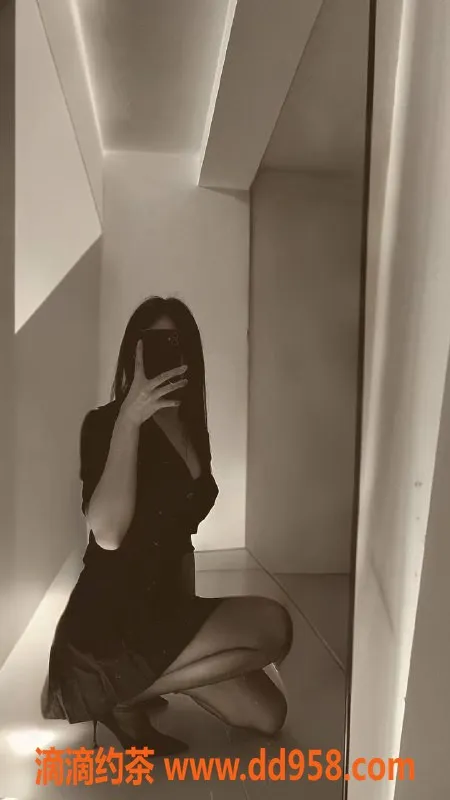 扬州楼凤-泰州海陵指压少妇娜娜，颜值高身材佳