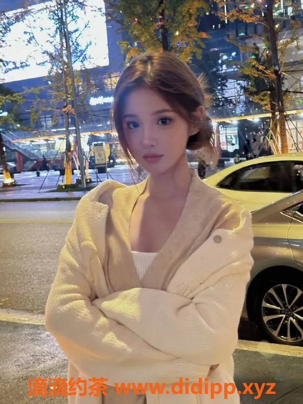 深圳楼凤-南山晓雪，1500元单人，2800元双人服务体验