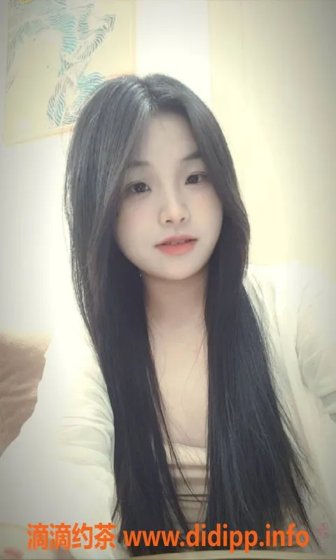 广州楼凤-天河小希，嫩妹服务仅需500元