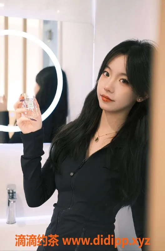 深圳楼凤-南山苏小小，1300起快感体验