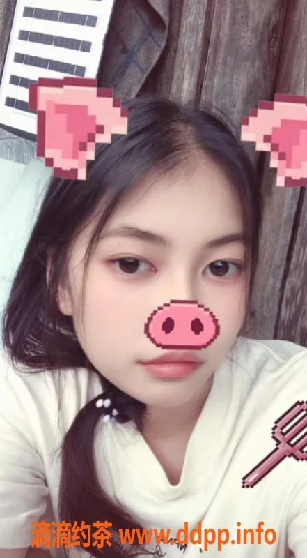 湛江楼凤-湛江丹丹 20岁身高156cm 45KG A+真身服务