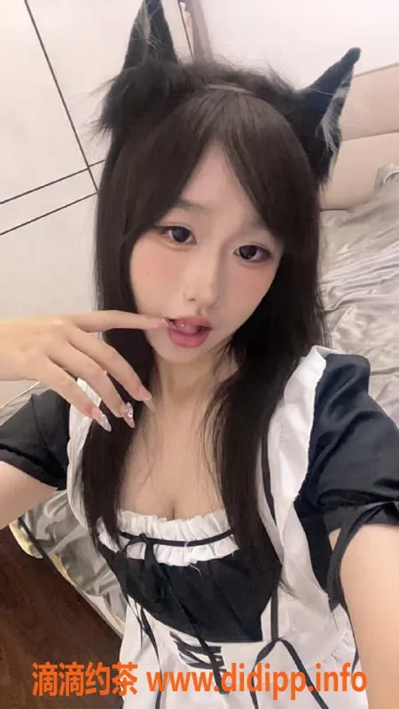 上海楼凤-闵行清清，160cm，45kg，18岁，诱惑服务