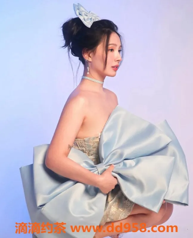 杭州上门服务-英韩混血D胸小姐，22岁175cm，激情服务等你来体验！