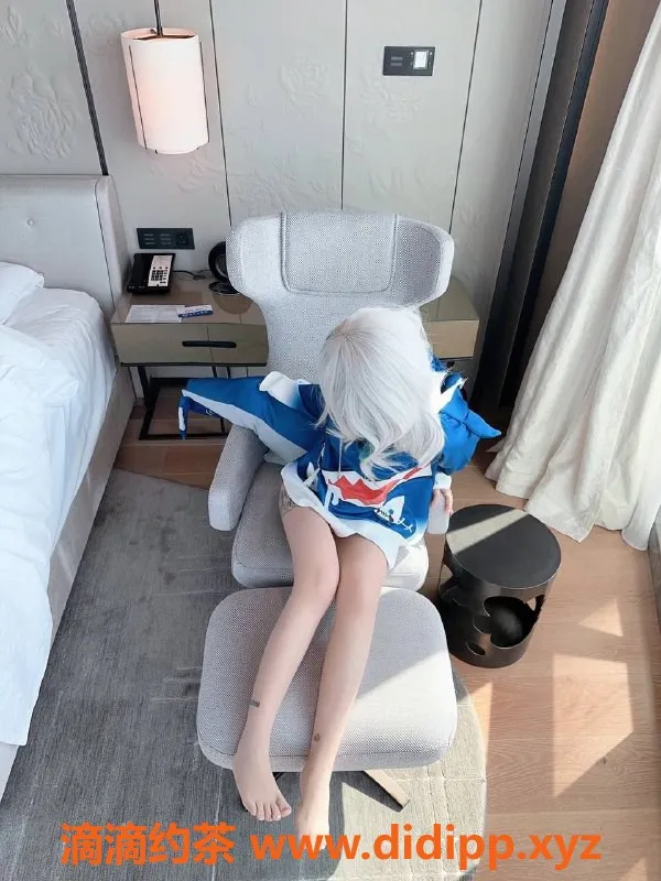 深圳楼凤-南山小桃同学，2500元享受奢华服务