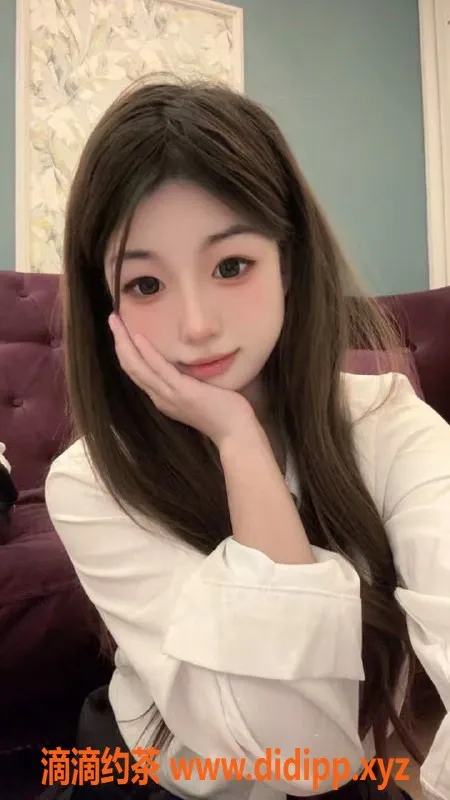 常州楼凤-溧阳晶晶，18岁嫩妹，160cm，600元起