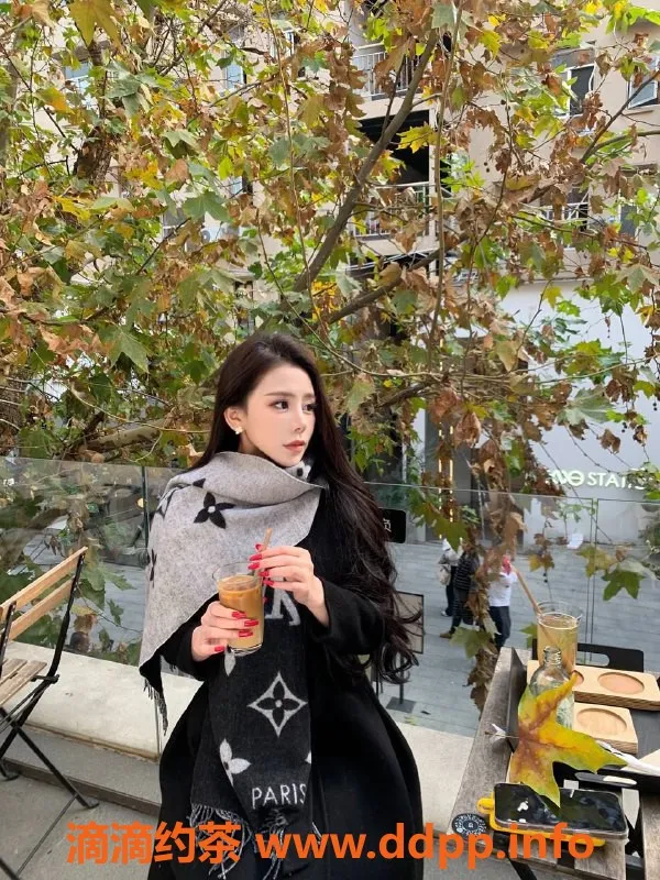 广州楼凤-天河小龙女，身材火辣，价格700元