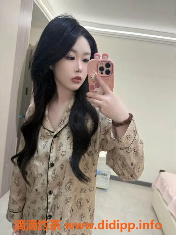 常州楼凤-武进万达竹子，166身高C罩，800元起畅享服务