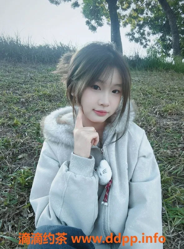 常州楼凤-武进雪雪，162cm嫩妹，800元起服务