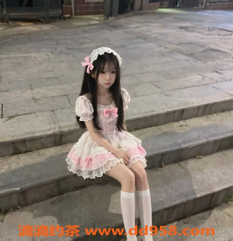 深圳楼凤资源信息,深圳龙岗漫怡，900元双重享受