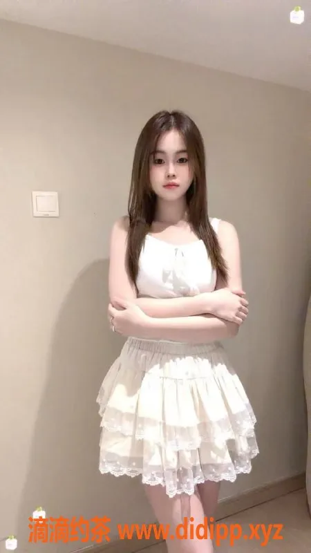 无锡楼凤-锡山区高颜值瑶妹，160cm，43kg，口活优秀