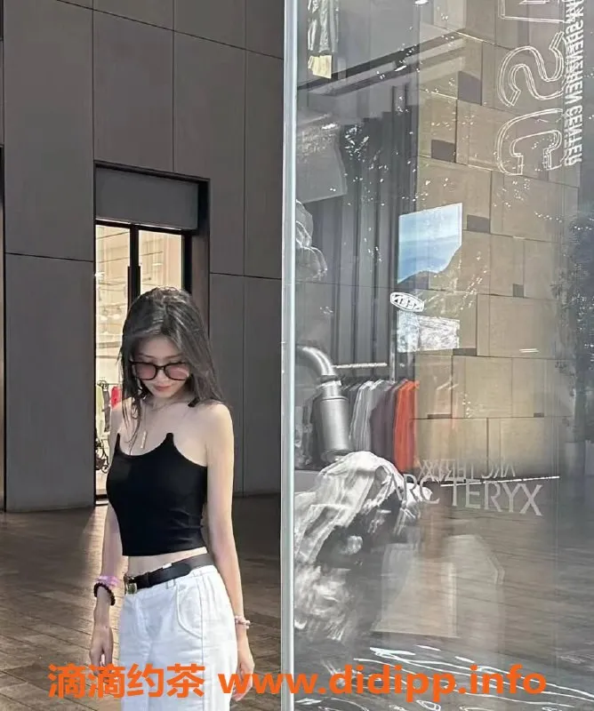 深圳楼凤资源信息,龙岗坂田#怡妹子，165身高C杯嫩妹等你来体验