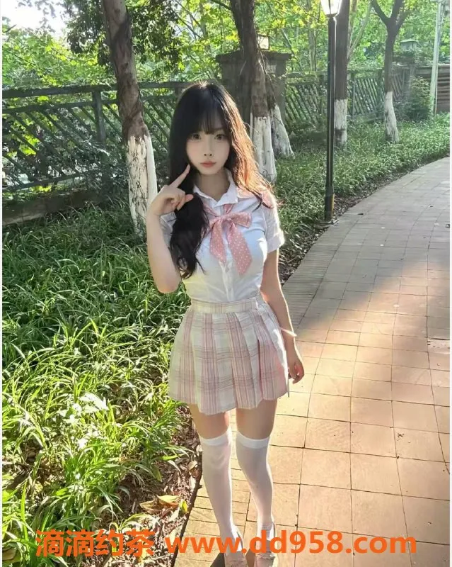 赣州楼凤-赣州椰椰清纯JK学妹，身高166体重45