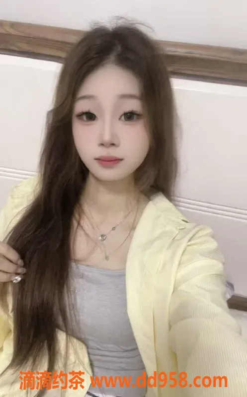 广州楼凤-天河嫩妹雯雯，10P鸳鸯浴等你来体验