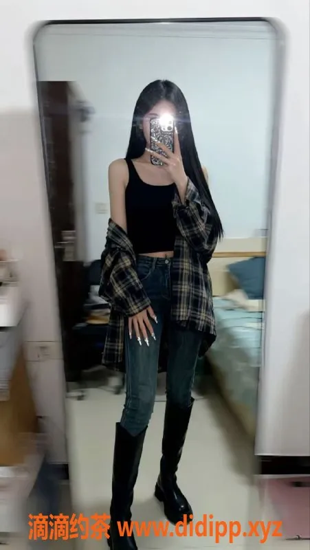 常州楼凤-新北小杜 165cm 95斤 C罩杯 700元陪浴服务