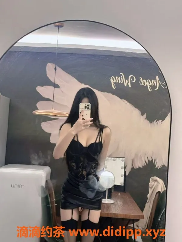 深圳楼凤-福田月一野，850P畅享深喉与制服诱惑