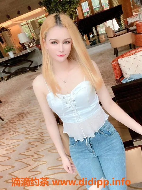 无锡楼凤-惠山区高颜值艾米，165cm/47kg，陪浴服务