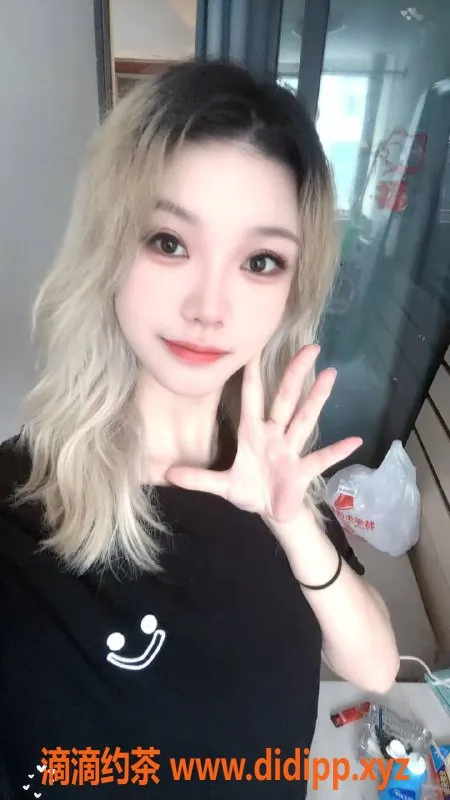 广州楼凤-天河菲菲，约500元，性感迷人