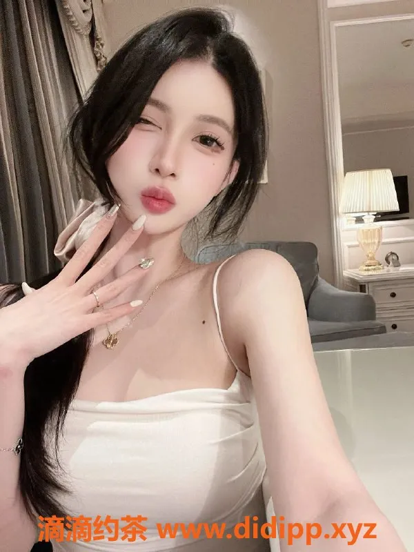 广州楼凤-天河小宫，性感迷人，800元体验