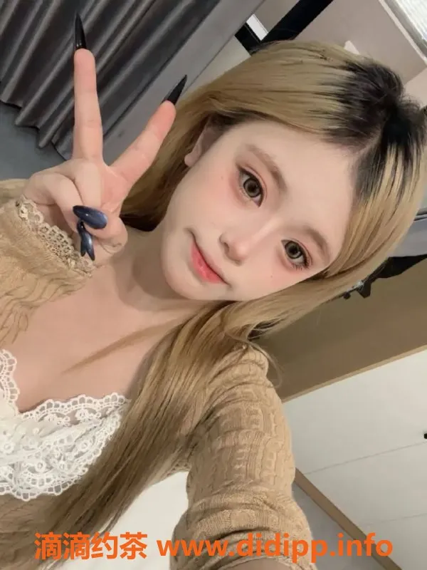 深圳楼凤-南山茜茜，688元享受舌吻与六九服务