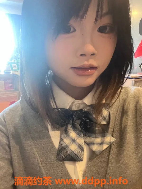 深圳楼凤-罗湖嫩妹小薏，调情服务超赞！