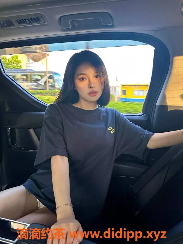 深圳楼凤-南山嫩妹金鱼，身高168，课费P1000起