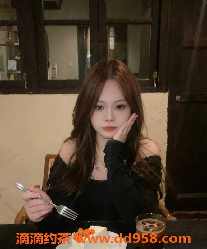 广州楼凤资源信息,白云地区凡凡，课费700，年轻美丽