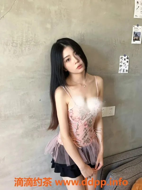 广州楼凤-天河恋恋，超高性价比嫩妹，700元等你来体验！