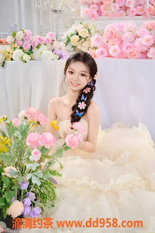 中山楼凤-小艺，18岁，石岐辣妹，B胸800元起