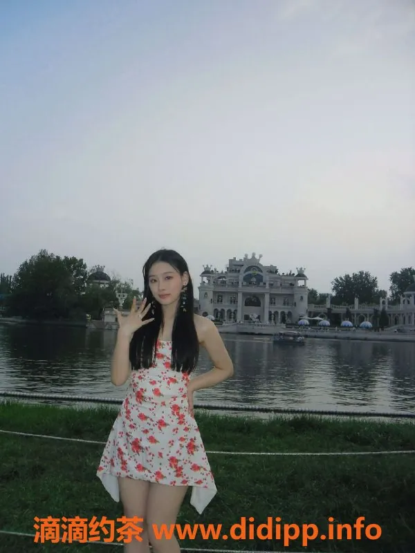 广州楼凤-天河蜜桃，800元私享服务等你来体验