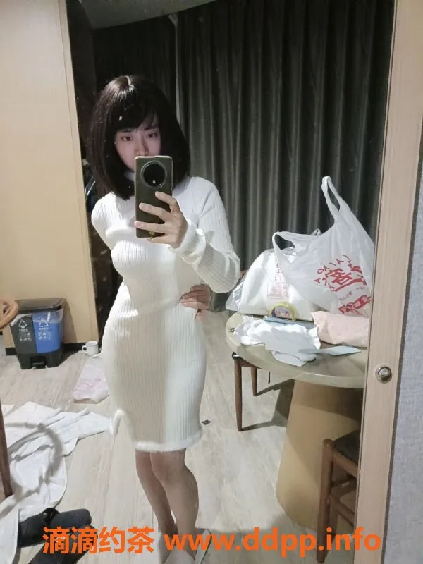 广州楼凤-天河御姐小小喵，400p水费，初下海体验