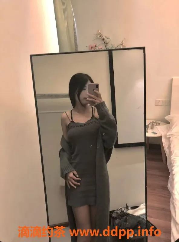 武汉楼凤-小春寒，甜美少女，身高165，服务细致！