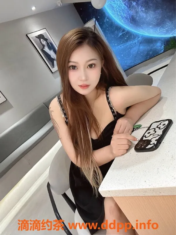 深圳楼凤-龙华梦琪，168身高C罩杯，御姐价位超值