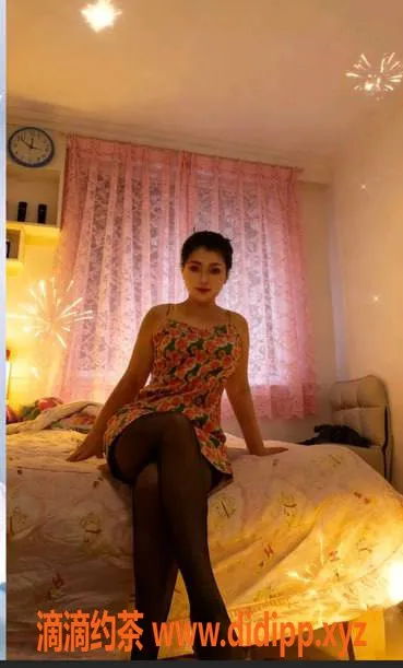 北京楼凤-十里堡脱姐，气质御姐超值服务