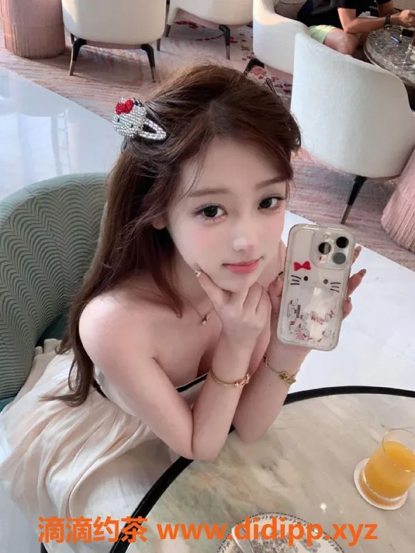 广州楼凤资源信息,海珠区20岁学妹亦歆，164cm，48kg，超值服务！