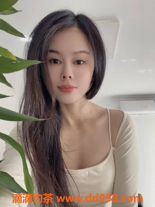 深圳楼凤-深圳光明樱桃，800p体验无套服务