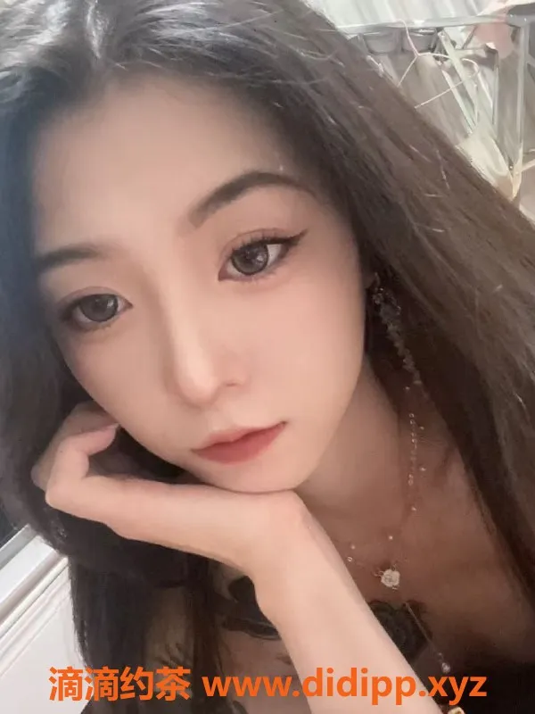 常州楼凤-常州佳佳，身高166、体重93，价格8起