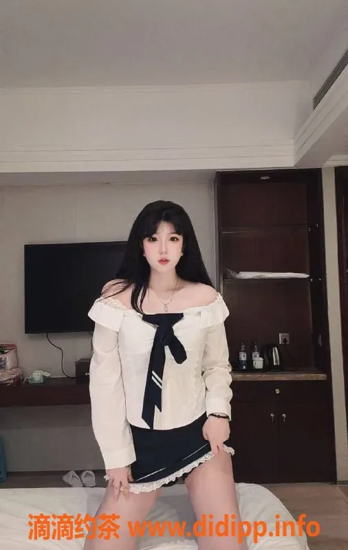 温州楼凤-温州火龙果，172cm/58kg/36C纯欲女友型