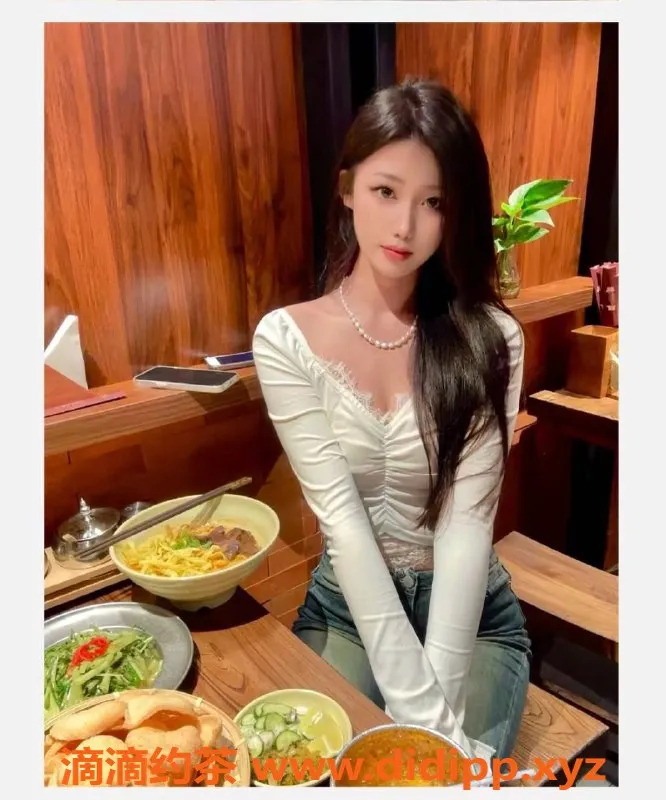 天津外围-南开区奥城20号楼顶美小姐推荐🥰