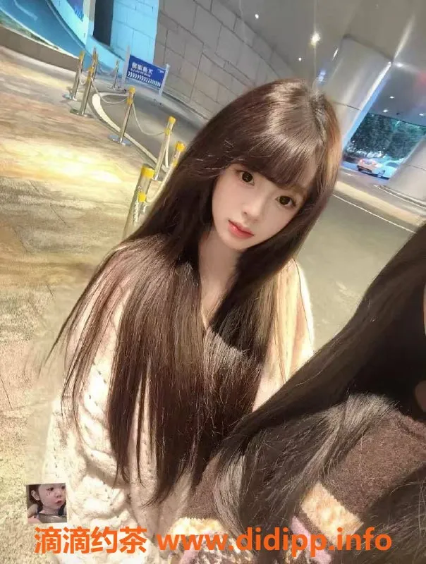 深圳楼凤资源信息,深圳龙华晓彤：888元嫩妹，专业舌吻服务