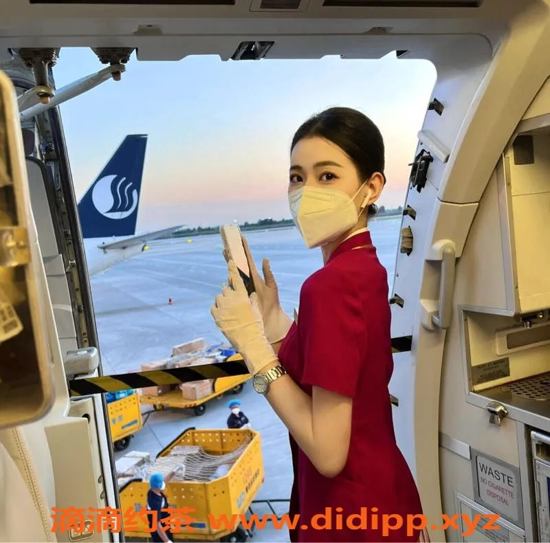 无锡楼凤-梁溪区精品空姐伊瑶，172cm/48kg，服务顶级