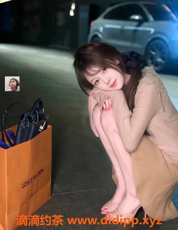 东莞楼凤资源信息,大朗小麦芽，新人白虎，双向服务体验！