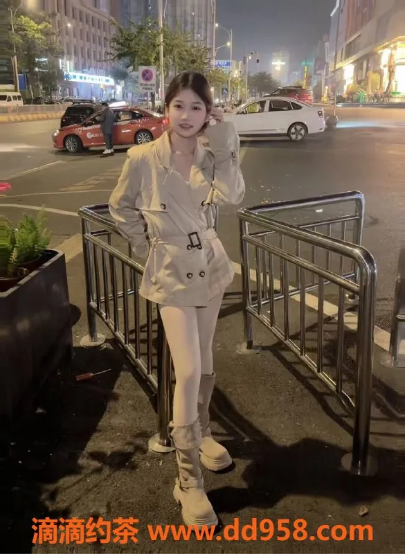 广州楼凤-佛山悠悠，嫩妹服务，600元体验鸳鸯浴