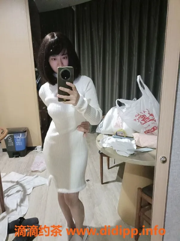 广州楼凤-天河小小喵，御姐4P鸳鸯浴服务体验