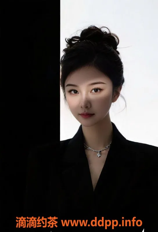 广州楼凤-天河依云，9P大胸御姐，享鸳鸯浴服务