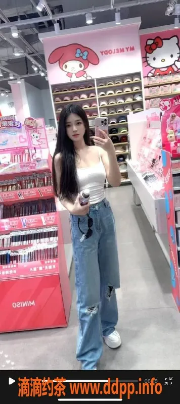 深圳楼凤资源信息,福田吴子思，退役空姐，身材火辣，1100P服务