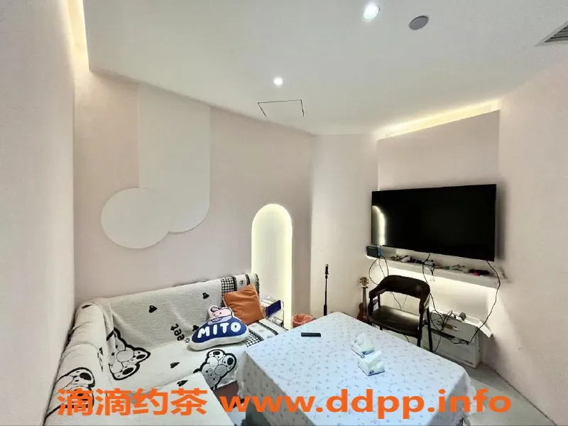 深圳女仆店-深圳南山MITO女仆酒馆，00后嫩妹等你来撩！