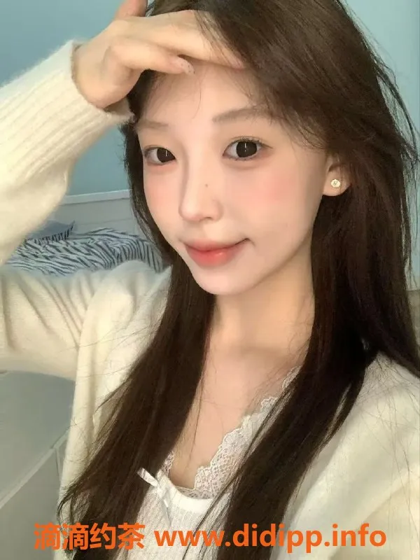 无锡楼凤-滨湖万达公寓超嫩学妹89斤，69元高挑服务