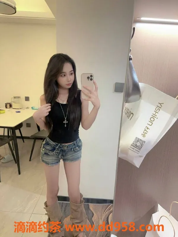 深圳楼凤资源信息,南山小暖 160cm B罩杯 700元舒适享受